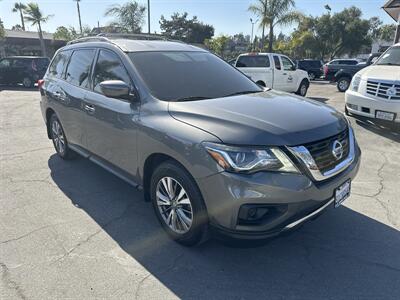 2020 Nissan Pathfinder S   - Photo 3 - National City, CA 91950