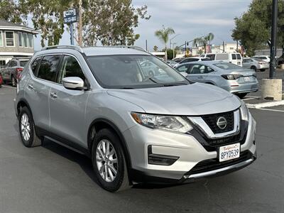 2019 Nissan Rogue SV   - Photo 3 - 