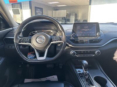 2019 Nissan Altima 2.5 SR   - Photo 8 - 