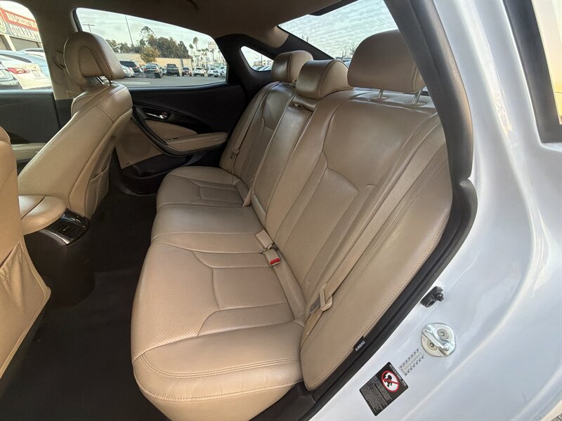 2016 Hyundai Azera - Photo 11 - National City, CA 91950