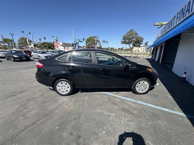 2018 Ford Fiesta S   - Photo 6 - 