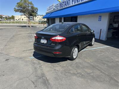 2018 Ford Fiesta S   - Photo 5 - 