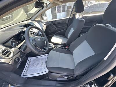 2018 Ford Fiesta S   - Photo 10 - 