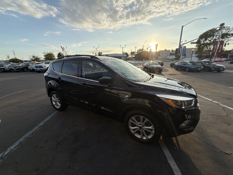 2018 Ford Escape SE - Photo 8 - National City, CA 91950