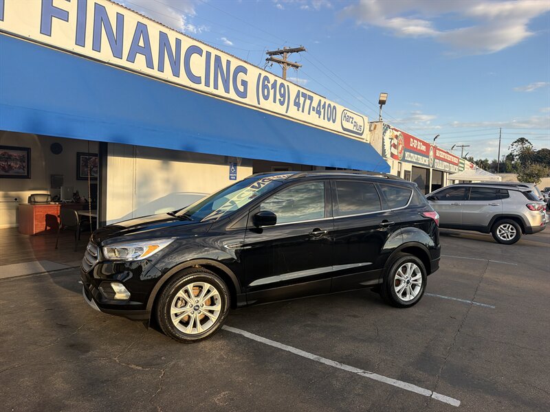 2018 Ford Escape SE - Photo 2 - National City, CA 91950