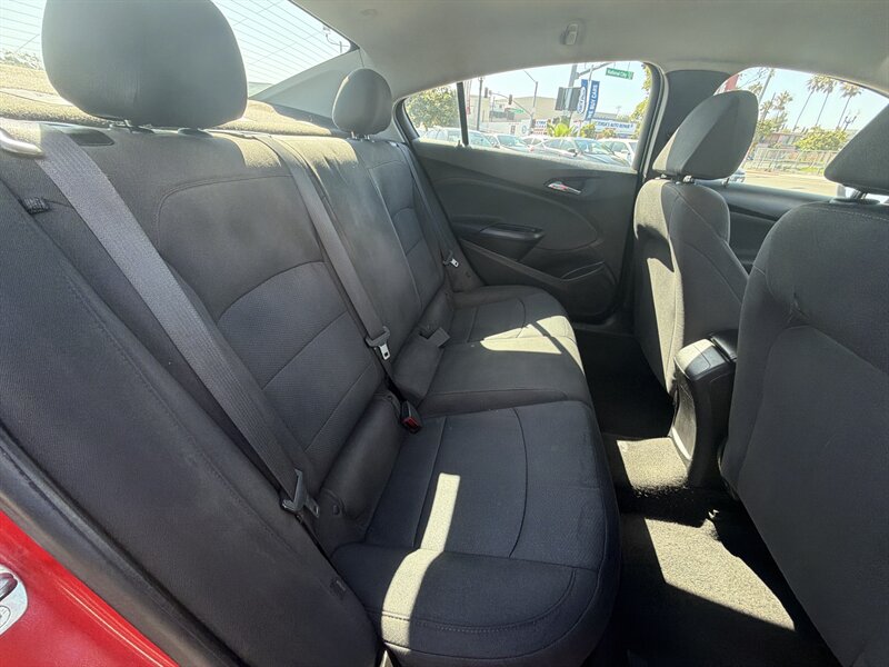 2019 Chevrolet Cruze LS - Photo 13 - National City, CA 91950