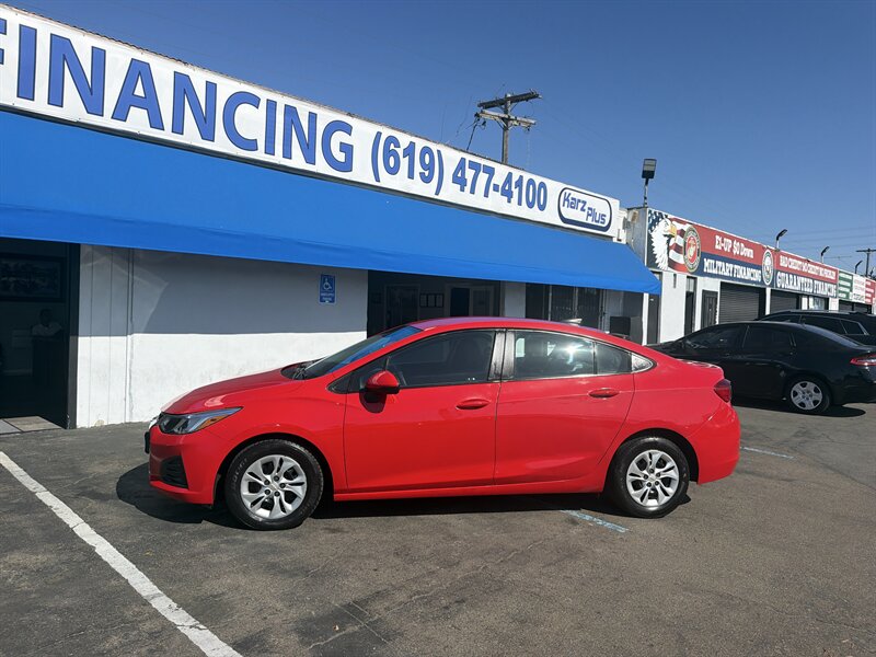 2019 Chevrolet Cruze LS - Photo 2 - National City, CA 91950