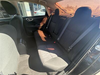 2019 Nissan Sentra SV   - Photo 12 - 