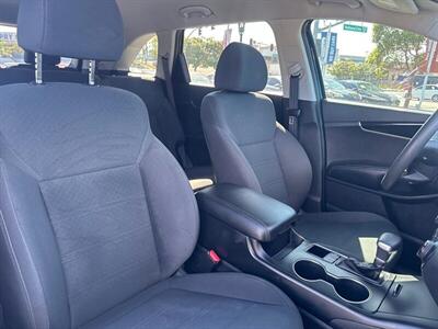 2019 Kia Sorento L   - Photo 13 - National City, CA 91950