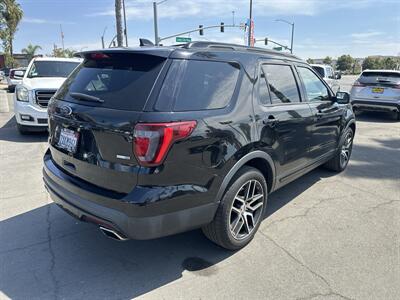 2017 Ford Explorer Sport - Photo 5 -