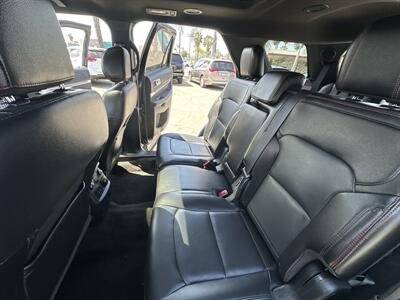 2017 Ford Explorer Sport - Photo 13 -