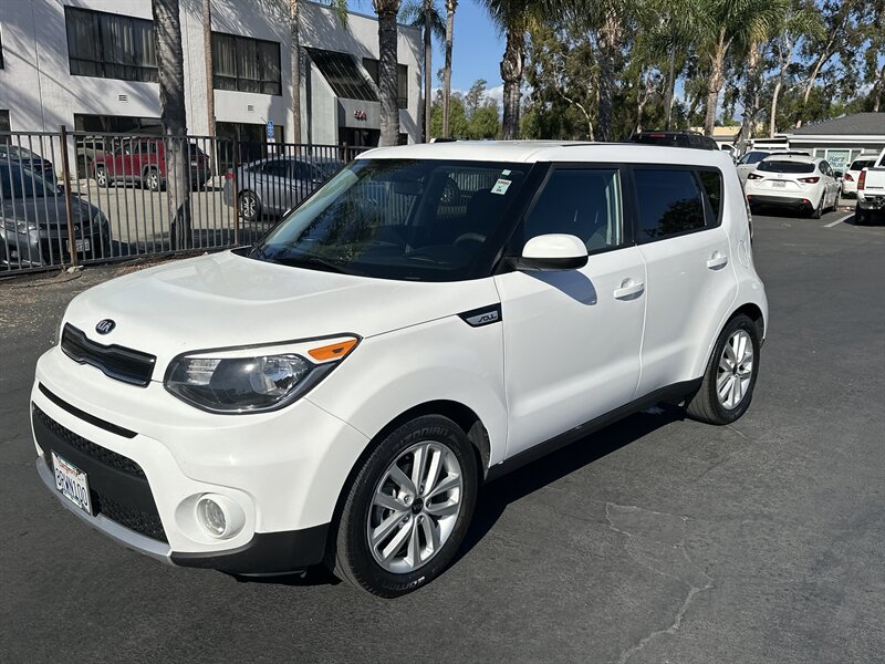 2018 Kia Soul Plus photo 2