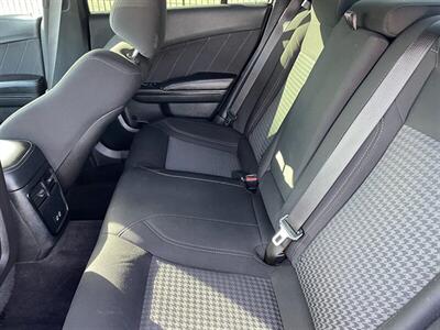 2018 Dodge Charger SXT Plus   - Photo 10 - 