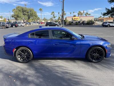 2018 Dodge Charger SXT Plus   - Photo 6 - 