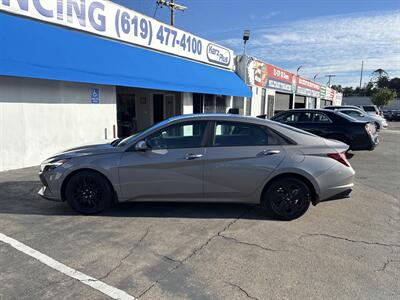 2023 Hyundai ELANTRA SEL   - Photo 2 - National City, CA 91950