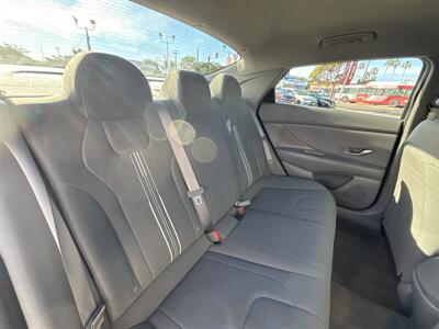 2023 Hyundai ELANTRA SEL   - Photo 13 - National City, CA 91950