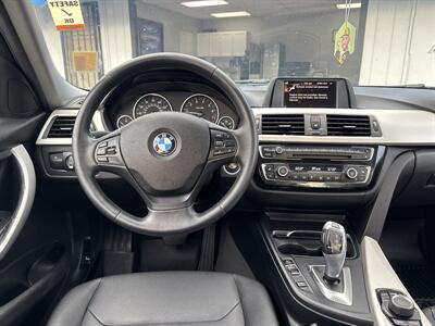 2017 BMW 320i xDrive   - Photo 9 - National City, CA 91950