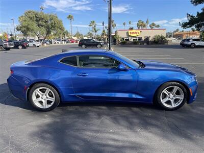 2017 Chevrolet Camaro LT   - Photo 6 - 