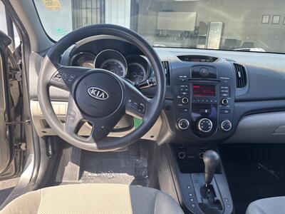 2010 Kia Forte EX   - Photo 9 - 