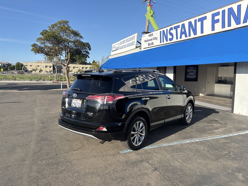 2017 Toyota RAV4 Limited photo 2