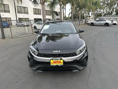 2023 Kia Forte LXS   - Photo 2 - 