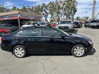 2017 Volkswagen Jetta 1.4T S - Photo 2 -