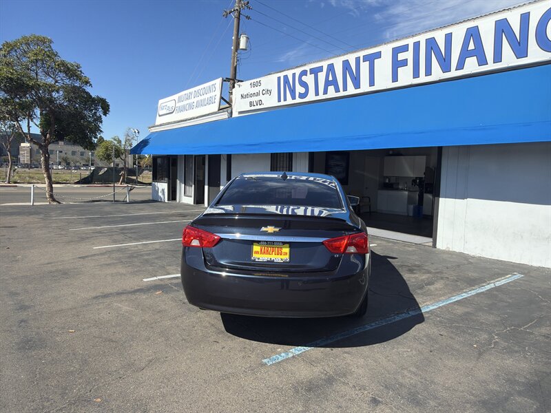 2014 Chevrolet Impala LT - Photo 4 - National City, CA 91950