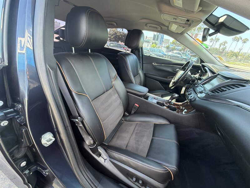 2014 Chevrolet Impala LT - Photo 12 - National City, CA 91950