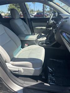 2013 Kia Sorento LX   - Photo 10 - 