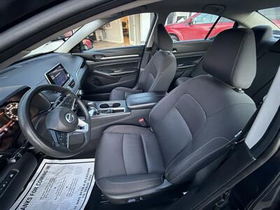 2022 Nissan Altima 2.5 SV - Photo 11 - National City, CA 91950