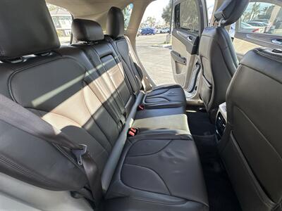 2017 Lincoln MKC Reserve   - Photo 10 - 