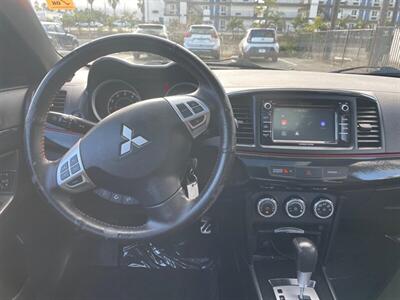 2017 Mitsubishi Lancer LE   - Photo 8 -