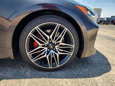 2022 Kia Stinger GT1   - Photo 10 - Lake Havasu Cit, AZ 86403