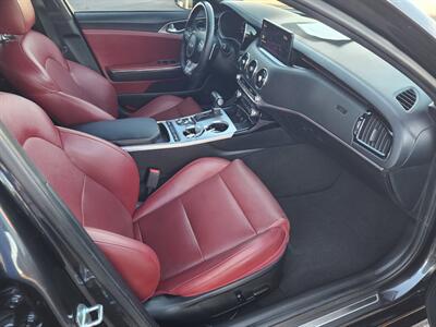 2022 Kia Stinger GT1 - Photo 13 - Lake Havasu City, AZ 86403