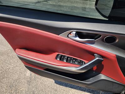 2022 Kia Stinger GT1   - Photo 17 - Lake Havasu Cit, AZ 86403
