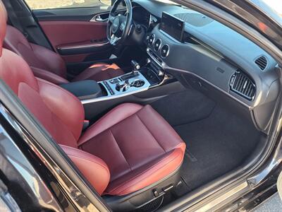2022 Kia Stinger GT1 - Photo 13 - Lake Havasu City, AZ 86403