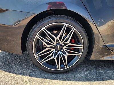 2022 Kia Stinger GT1   - Photo 11 - Lake Havasu Cit, AZ 86403