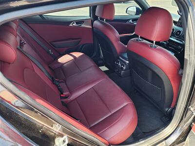 2022 Kia Stinger GT1   - Photo 14 - Lake Havasu Cit, AZ 86403