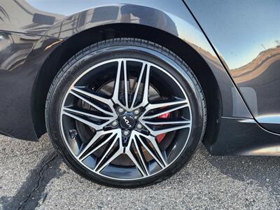 2022 Kia Stinger GT1 - Photo 11 - Lake Havasu City, AZ 86403