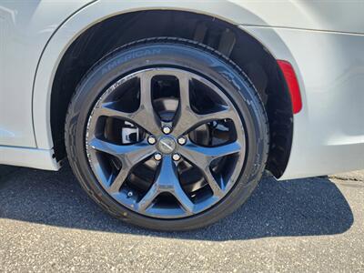 2022 Chrysler 300 Series 300S   - Photo 8 - Lake Havasu Cit, AZ 86403