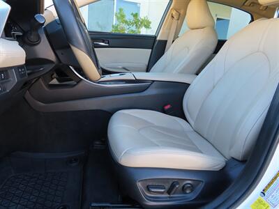 2021 Toyota Avalon Hybrid Hybrid XLE - Photo 12 - Lake Havasu City, AZ 86403