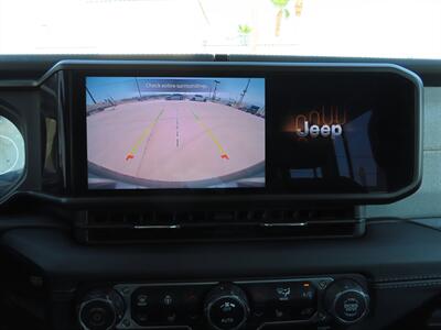 2024 Jeep Wrangler Sahara   - Photo 24 - Lake Havasu Cit, AZ 86403