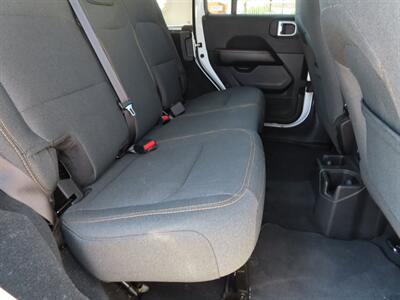 2024 Jeep Wrangler Sahara   - Photo 15 - Lake Havasu Cit, AZ 86403