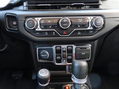 2024 Jeep Wrangler Sahara   - Photo 23 - Lake Havasu Cit, AZ 86403
