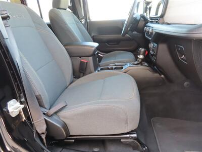 2024 Jeep Wrangler Sahara   - Photo 16 - Lake Havasu Cit, AZ 86403
