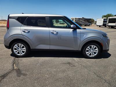 2023 Kia Soul LX   - Photo 4 - Lake Havasu Cit, AZ 86403