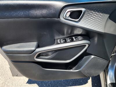 2023 Kia Soul LX   - Photo 17 - Lake Havasu Cit, AZ 86403