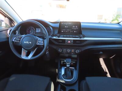 2024 Kia Forte LXS   - Photo 2 - Lake Havasu City, AZ 86403