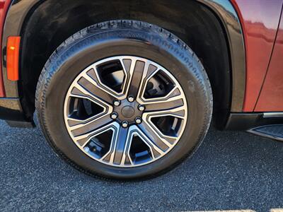 2023 Jeep Wagoneer L Series II   - Photo 10 - Lake Havasu City, AZ 86403