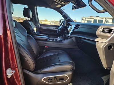 2023 Jeep Wagoneer L Series II   - Photo 14 - Lake Havasu City, AZ 86403